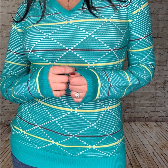 N Vo textured geometric colorful sweater sz S - Picture 6 of 7